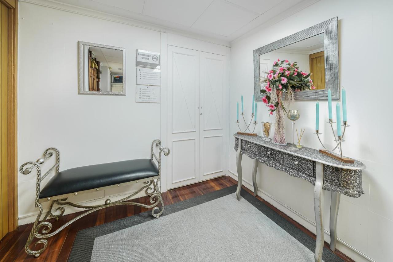 Hotel Regio Torrelavega Ngoại thất bức ảnh
