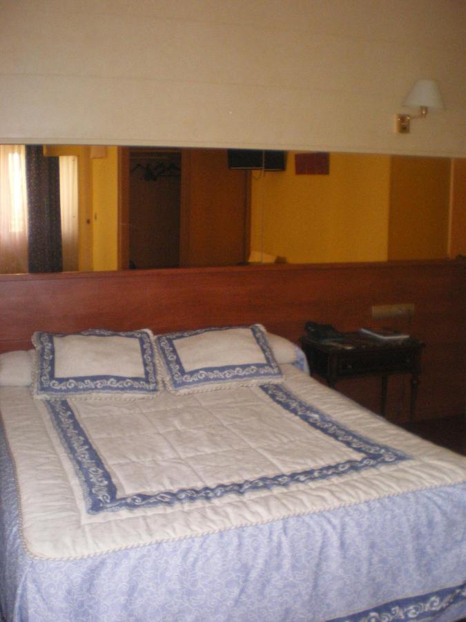 Hotel Regio Torrelavega Phòng bức ảnh