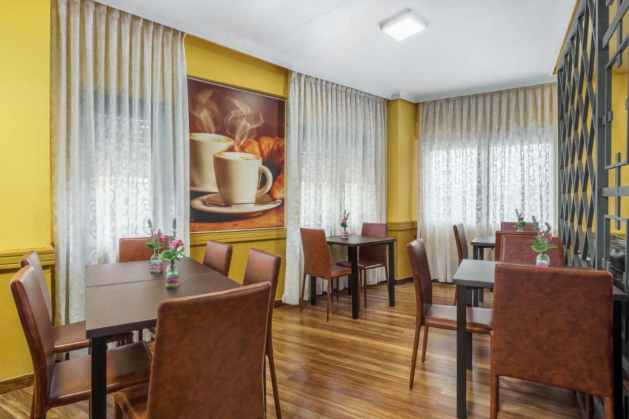 Hotel Regio Torrelavega Ngoại thất bức ảnh