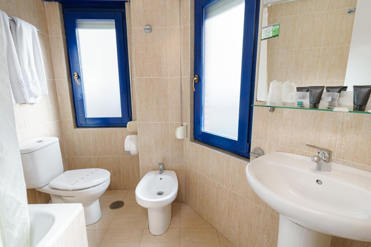 Hotel Regio Torrelavega Ngoại thất bức ảnh