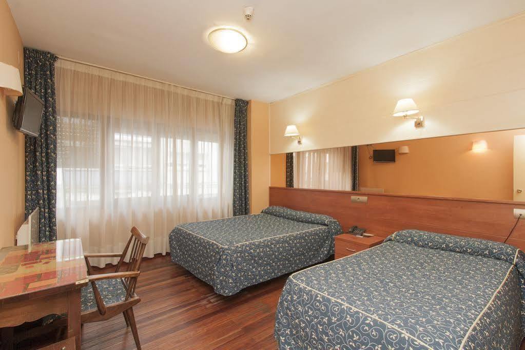 Hotel Regio Torrelavega Ngoại thất bức ảnh